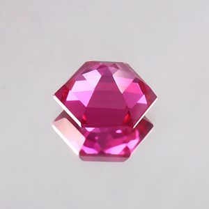 อัญมณีสีชมพู Rubellite แบบหลวมที่ผ่านการรับรองจากห้องปฏิบัติการสำหรับการทำเครื่องประดับคุณภาพสูงทรงหกเหลี่ยมขนาดปรับเทียบขนาดตั้งแต่6มม. ถึง20มม. - Product Image 2