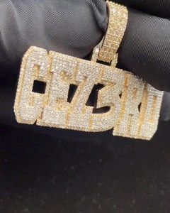 Colgante personalizado con letra y nombre, plata de ley 925 con baño de rodio, diamante moissanita VVS, para uso unisex. - Product Image 5