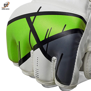 Guantes MMA profesionales de alta calidad 100% cuero PU suave cómodo con impresión de logotipo personalizado equipo de lucha personalizable - Product Image 6