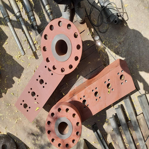 High Pressure Oil Drilling <b>Flange</b> for Crossover Extension and Spool Designed for Harsh Environments with Corrosion Resistance - Product Image 1