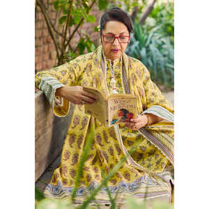 ชุดสูทผ้าลอนพิมพ์ลาย 3 ชิ้นสำหรับผู้หญิง พร้อมผ้าคลุมไหล่ รุ่น CL-62116 - Product Image 3