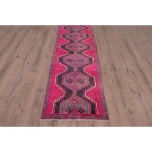 Alfombra Turca de 2.3x11.8 pies, Alfombra Vintage Tipo Runner, Alfombra de Lana con Diseño de Camuflaje Rojo y Negro - Product Image 2