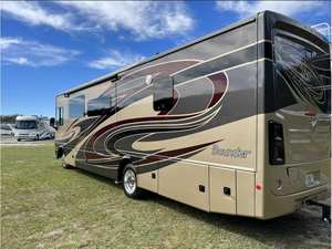 Clean 2018 Fleetwood Bounder 34S d'occasion - Product Image 4