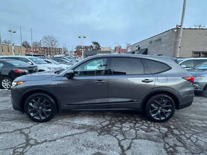 สภาพดีเยี่ยม รถมือสอง ปี 2023 Acura MDX - Product Image 4