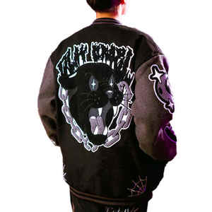 Vente en gros de veste Letterman universitaire personnalisée pour hommes Streetwear vêtements d'hiver doublés polaire coupe-vent respirant avec broderie en chenille - Product Image 2