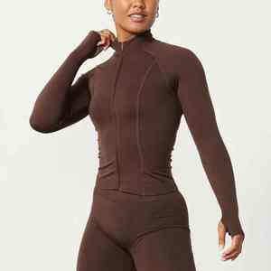 2025 ensemble de vêtements de sport de fitness pour femmes personnalisé veste de yoga, leggings d'entraînement et soutien-gorge de sport vêtements de sport - Product Image 4