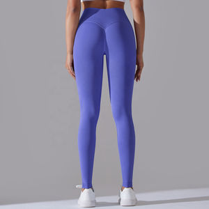 Logo personnalisé sans couture Scrunch Butt Yoga Leggings 90% Nylon 10% Spandex taille haute couche de base d'entraînement décorée Style doux - Product Image 3