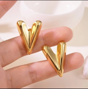 ต่างหูสตั๊ดสไตล์เกาหลีสำหรับเด็กผู้หญิงเครื่องประดับแฟชั่นสำหรับสวมใส่ทุกวันทำงานสำนักงานวิทยาลัยและการเดินทาง - Product Image 2