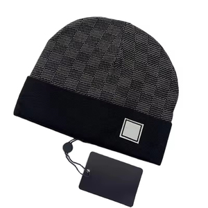 Gorros de lujo con logotipo personalizado, gorro de punto de diseñador, gorros de Jacquard de frijol de invierno, gorro de lana de otoño, gorros cálidos Unisex, OEM, ODM, proceso Impex - Product Image 1