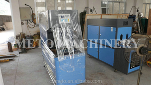 Máquina de soplado de botellas de agua mineral para mascotas semiautomática en stock, máquinas para hacer tarros sopladores de botellas - Product Image 2