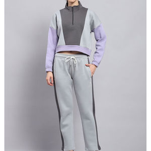 Survêtement pour femmes à prix avantageux, vente chaude 2025, logo personnalisé, fitness, course à pied, respirant, durable, survêtement pour femmes - Product Image 1