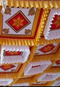 Le plafond coloré de salle de banquet drape le tissu traditionnel de toit de tente pour des célébrations culturelles et des configurations de chapiteau