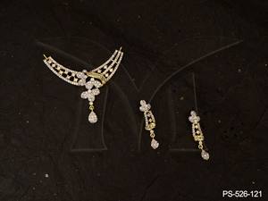 Ensemble de pendentifs AD de qualité supérieure Bijoux artisanaux pour les occasions nuptiales et festives Élégant et élégant - Product Image 6