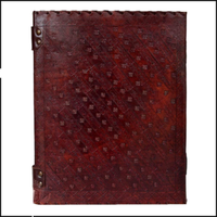Grand carnet en cuir médiéval avec pierres de cristal des sept chakras, gaufrage, toucher réel, fait main, 22x14, pour bureau et poésie