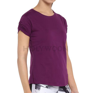 เสื้อยืดผู้หญิงพรีเมียม คอกลม แขนสั้น ผ้าฝ้ายนุ่ม น้ำหนักเบา ระบายอากาศได้ดี ไม่ยับง่าย เหมาะสำหรับใส่ในชีวิตประจำวันและใส่เดินเล่น - Product Image 4