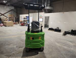 (GN) จัดส่งรวดเร็ว รถขุดขนาดเล็ก MACH PRO 319 รุ่นปี 2025 - Product Image 4