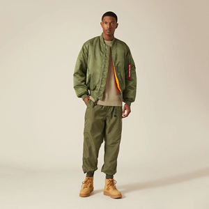 แจ็คเก็ตบอมเบอร์ผู้ชาย ขนาดและโลโก้สั่งทำได้ แจ็คเก็ตกันลมสำหรับฤดูหนาว สีเขียว สตรีทแวร์ รับผลิตแบบ OEM ขายส่ง - Product Image 4