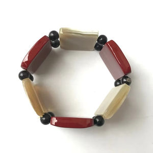 Pulsera de cuerno hecha a mano Venta caliente artesanías hechas a mano de calidad premium pulsera de cuerno de vaca altamente pulida tamaño personalizado - Product Image 1