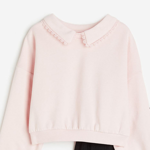 Usine personnalisé en vrac vêtements féminins décontracté recadrée sweat à capuche pull hauts courts pour adolescentes hauts courts à capuche pour les femmes - Product Image 4