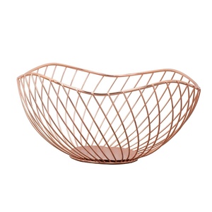 Escurridor de frutas de Metal de tendencia superior, cesta para servir, anillos, cuenco esencial con acabado dorado estructurado, proveedor indio - Product Image 6