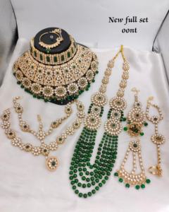 DISEÑADOR ANTIGUO TRADICIONAL Y FANCY JOYERÍA NOVIA CHAPADO EN ORO Y CZ ZIRCON NOVIA CONJUNTO DE COLLAR DE BODA Y PARA MUJER Y NIÑA - Product Image 1