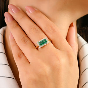 เครื่องประดับที่วางซ้อนกันได้ของนักออกแบบแหวนแต่งงานทรงแปดเหลี่ยมแซมเบียมรกตและเพชรสี K14ล้วนสีเหลืองทอง - Product Image 4