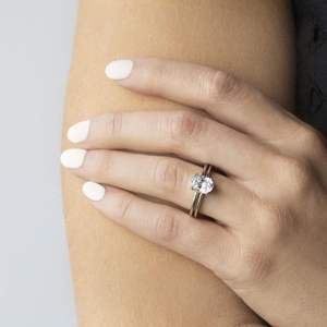 Ensemble de mariée solitaire en diamant coupe ovale pour femme - Product Image 2