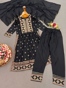 Presentando nuevo conjunto de traje hermoso de rayón y ropa informal Dupatta fácil de manejar uso diario trajes de vestir tradicionales conjunto Kurti - Product Image 4