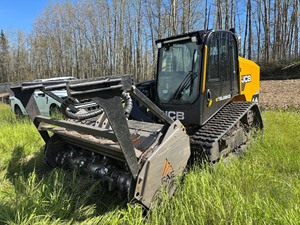 รถตักล้อยาง JCB Forestmaster สำหรับงานป่าไม้ เครื่องยนต์ดีเซล แบบตีนตะขาบ พร้อมอุปกรณ์ตัดแต่งกิ่งไม้ กำจัดเศษไม้ และบดตอไม้ สำหรับงานเกษตรกรรม คุณภาพสูง ขายส่ง - Product Image 4