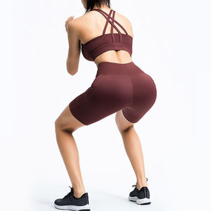 2022 venta al por mayor de alta calidad impacto personalizado mujeres actividad gimnasio desgaste Seta deportes sujetador y pantalones cortos elástico corto Yoga conjunto alto - Product Image 1