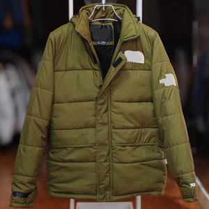 Blousons Bomber Unisexe Hiver en Toile Personnalisables OEM Tendance Ample Imperméable Respirant Réversible à Capuche Zippé Style Décontracté Chic - Product Image 2