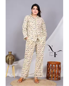 Conjunto de ropa de dormir de algodón para damas Camisa frontal con botones serigrafiados con bolsillos y pantalones a juego para la comodidad nocturna diaria - Product Image 5