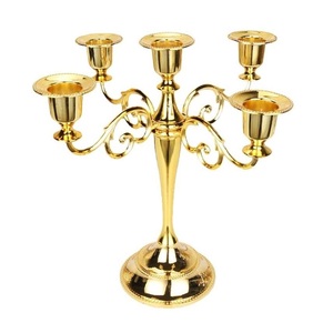 Bougeoir de table en laiton vintage luxueux, fait à la main, finition antique, personnalisable, décoration de Noël pour la maison - Product Image 1