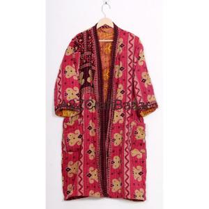 Chaqueta Corta de Invierno Kantha Hecha a Mano para Mujer, 100% Algodón, Cuello en V Floral, Cierre con Cordón, Transpirable, Secado Rápido, Tres Cuartos - Product Image 1