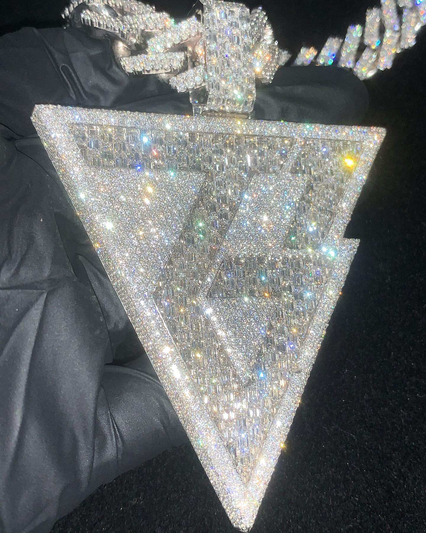 ตามที่แสดงในภาพ