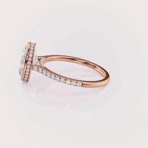 Anillo de Halo con Diamante Cultivado en Laboratorio de Corte Ovalado para Mujer, en Oro Amarillo/Blanco/Rosa de 9K con Baño de Rodio, Banda Pavé de Lujo - Product Image 2