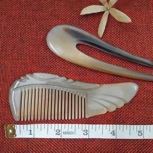 Handcrafted Eco-Friendly Curved Buffalo Horn Hair <b>Comb</b> Custom Logo Natural <b>Wide</b> Tooth Design for Gentle Detangling Anti-Static - Product Image 4