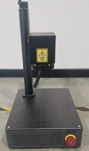 Nuevo Marcador Láser de Fibra Portátil Todo en Uno de 20W 30W 50W con Soporte para DXF/PLT/BMP, Refrigerado por Aire y Multifuncional - Product Image 4