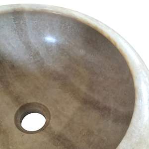 Auténtico Lavabo Redondo de Porcelana Ecológico de Primera Calidad, Elaborado con Porcelana Translúcida de Alta Calidad, Hecho a Mano en Indonesia - Product Image 3