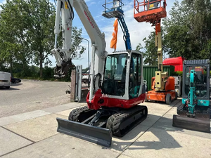รถขุดขนาดเล็ก Takeuchi TB250 พร้อมห้องโดยสารเงียบสงบ ระบบกรองอากาศล่วงหน้า และคันบังคับ 4 ตัว ราคาดี - Product Image 3