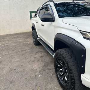 Mitsubishi L200 Edición Limitada Usada de 2021 - Product Image 5