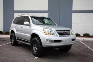 SUV GX 470 d'occasion, 7 places, intérieur cuir, phares halogènes, pneus R20, conduite à gauche, climatisation automatique, à vendre - Product Image 4