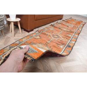 Alfombra Turca Vintage de 2.5x11.5 pies, Alfombra de Pasillo en Degradado Naranja y Gris, de Lana con Parches, Respaldo de Látex, Ecológica y Tradicional - Product Image 3