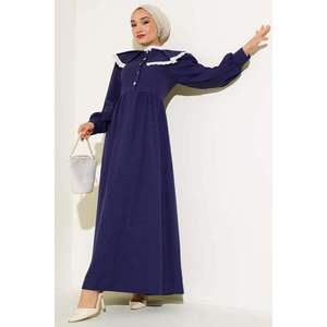 Robe en dentelle à col bleu marine - Product Image 3