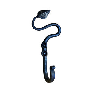 Crochet mural en spirale forgé à la main Crochet mural en spirale rustique en fer forgé - Product Image 2