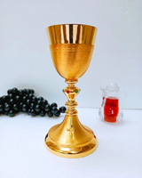Calice divin en laiton inutilisé avec patène pour cérémonie spirituelle dans le style ancien de l'église par le grossiste le plus répertorié en Inde