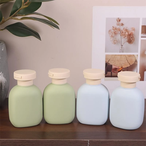 ขวดบีบ PE ขวดเปล่า100มล. พร้อมฝาปิดปั๊มสเปรย์เติมได้สำหรับการดูแลผิวการเดินทางบรรจุภัณฑ์เซรั่มดูแลผิวใหม่ฉลากส่วนตัว - Product Image 4