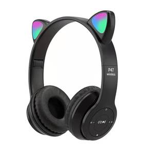 Casque audio sans fil Myrva Cat Ear, circum-auriculaire, pour jeux et appels, avec effets lumineux LED - Product Image 1