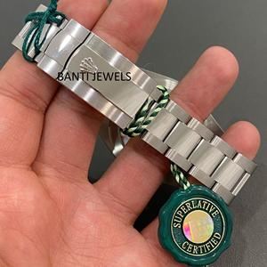 Montre de luxe sertie de moissanite, acier inoxydable, lunette sertie de diamants, cadran en nacre, bijoux hip-hop - Product Image 2