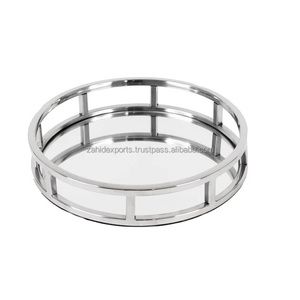 Plateau moderne en métal fait main tendance, forme rectangulaire, motif vertical, design multifonctionnel de projection, décoration de Noël pour la maison - Product Image 4